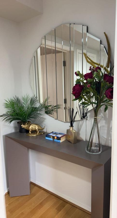 The Reflection Apartment , With River Thames View 伦敦 外观 照片